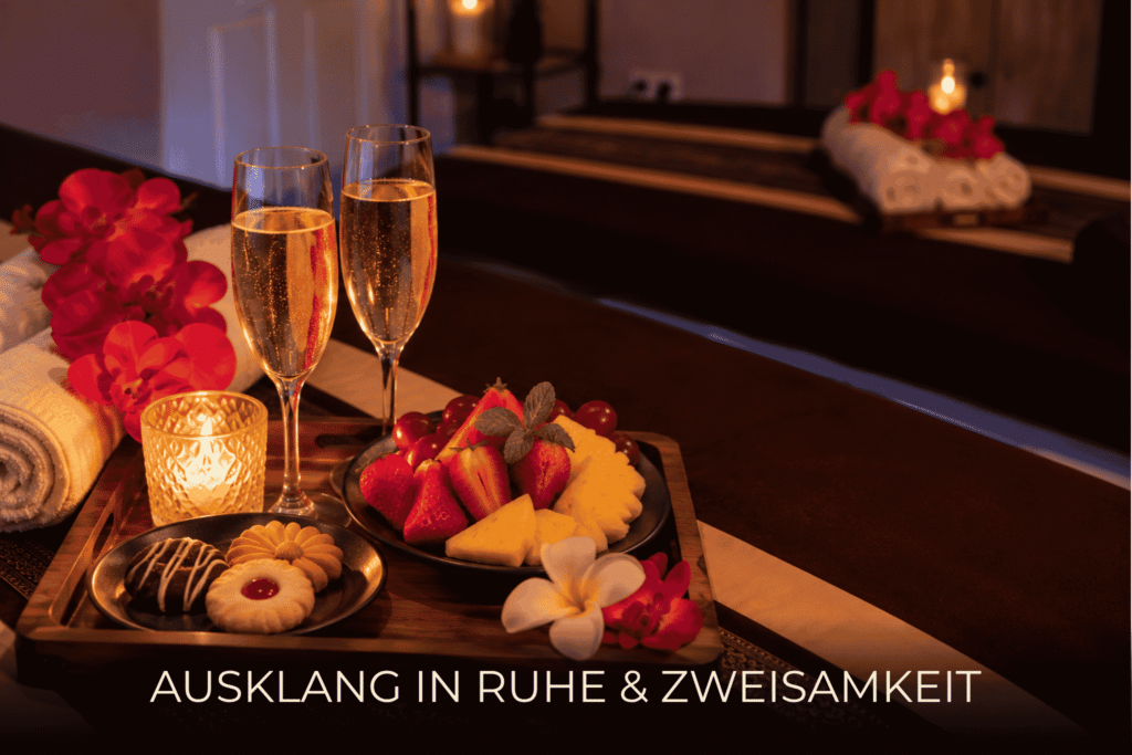 Romantischer Ausklang einer Paarmassage bei Milanee Thaimassage in Nürnberg mit Prosecco, frischem Obst und kleinen Snacks.